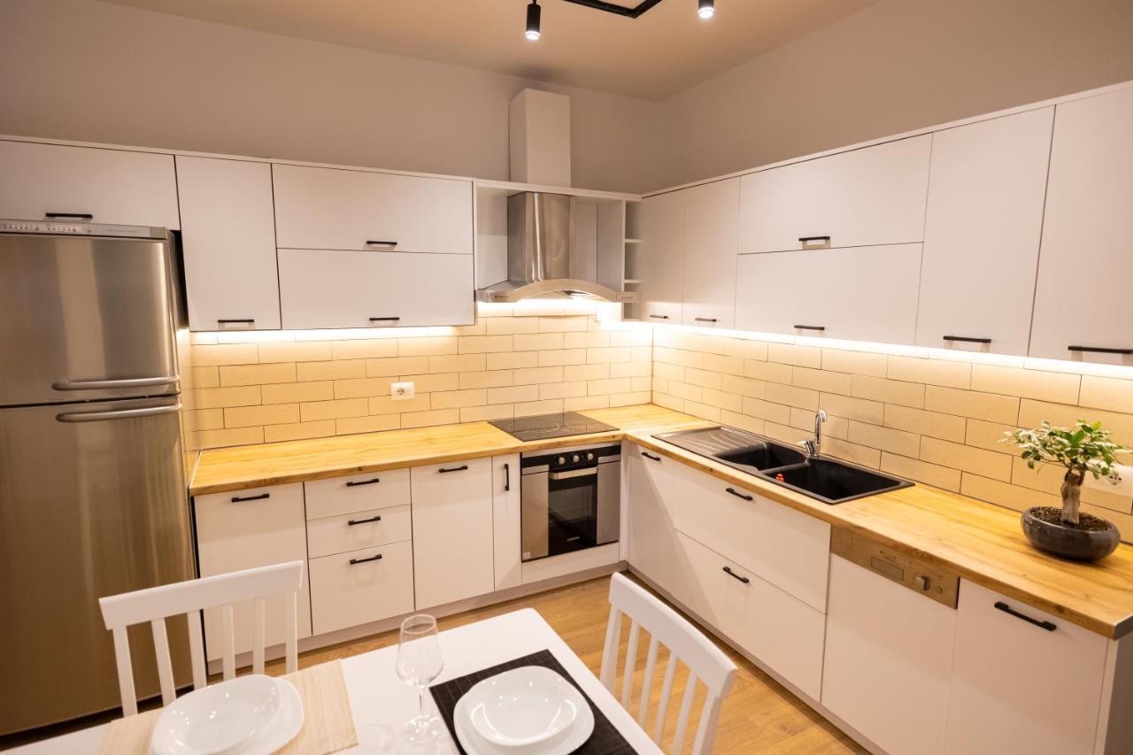 Victoria Lungomare Apartment Vlorë Eksteriør billede