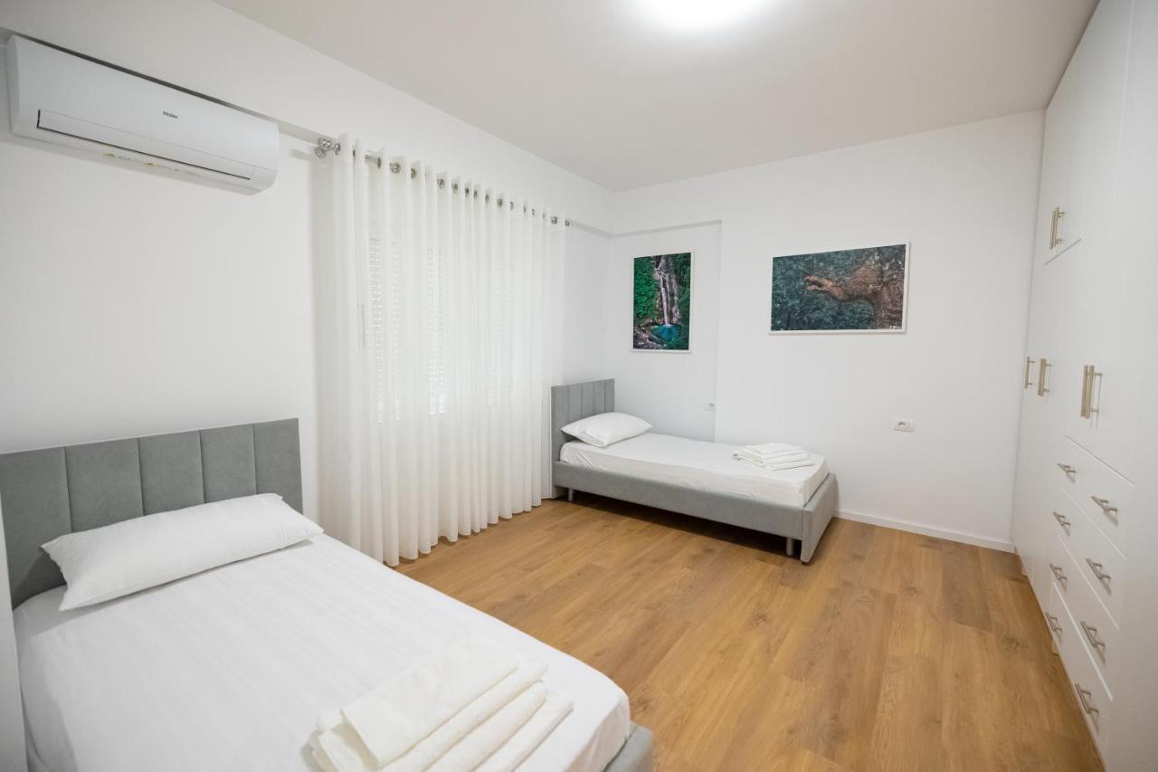 Victoria Lungomare Apartment Vlorë Eksteriør billede